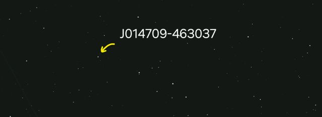 Andromeda's Parachute lensed quasar J014709+463037 annotated image